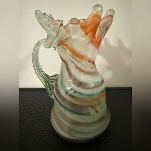 Elegant  Vintage Smith's blown art glass pitcher vase 6 1/2 inches tall